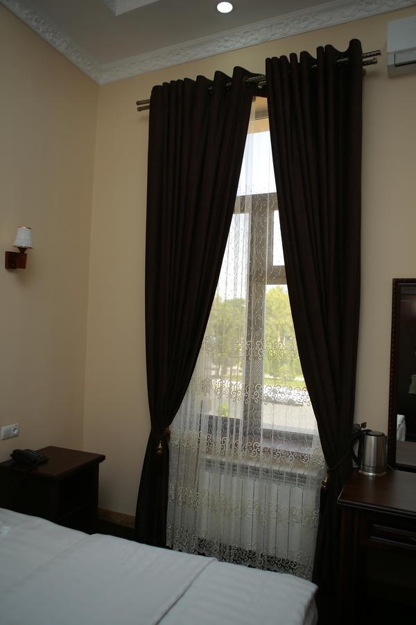 Boulevard Palace Hotel Samarkand Exteriör bild